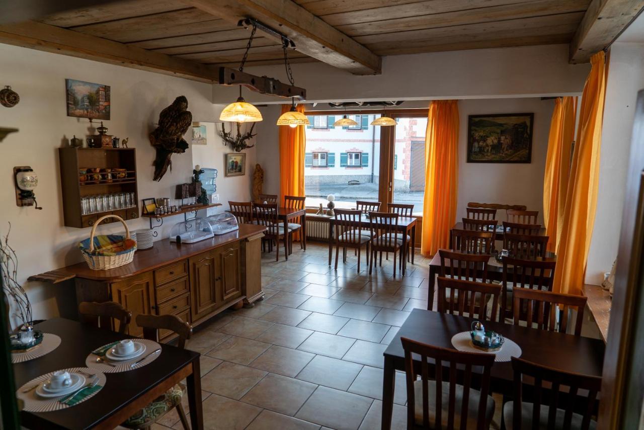 Hotel Bavaria Инцелль Экстерьер фото