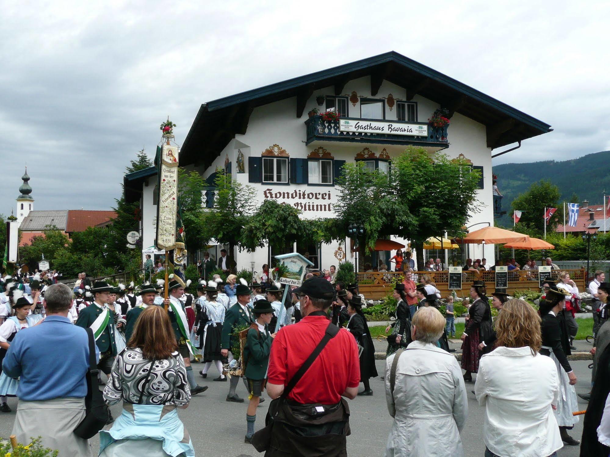 Hotel Bavaria Инцелль Экстерьер фото
